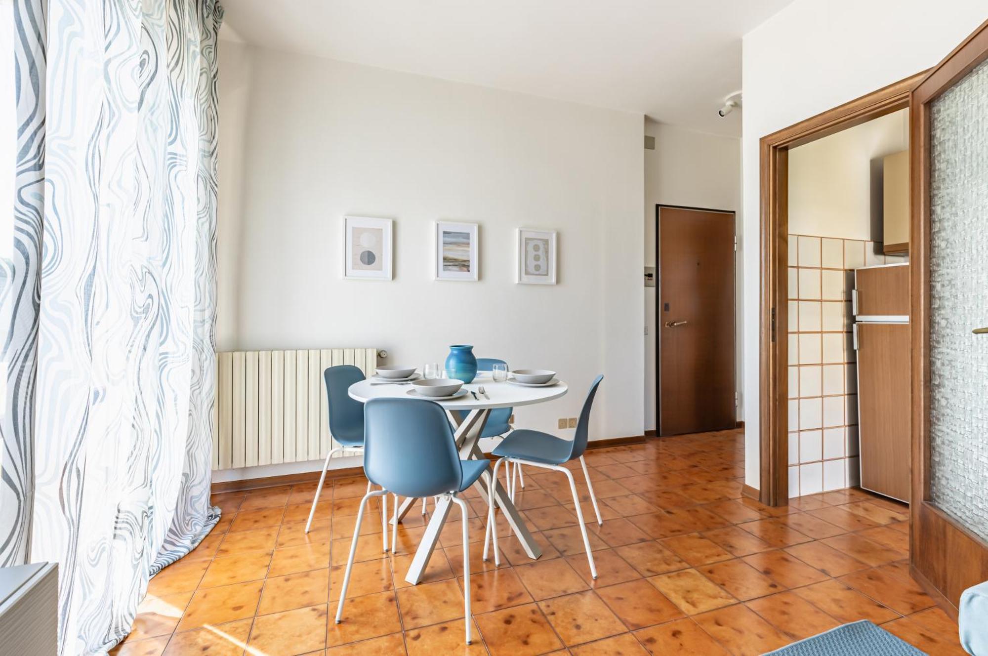 Comfy Apartment With Private Parking Near The Beach! Viareggio Bagian luar foto